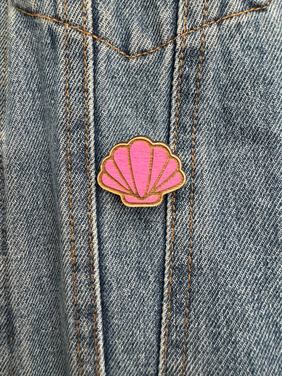 Pin's tout mim's - Coquillage - Bois concept