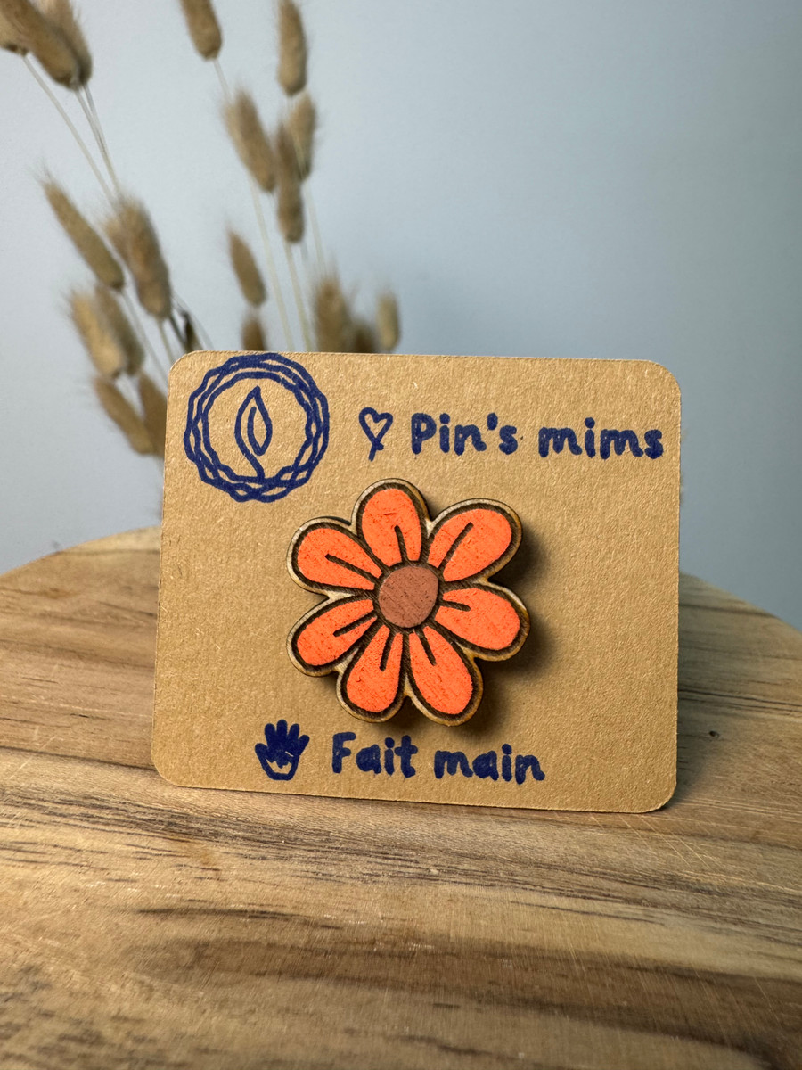 Pin's tout mim's - Marguerite - Bois concept 1
