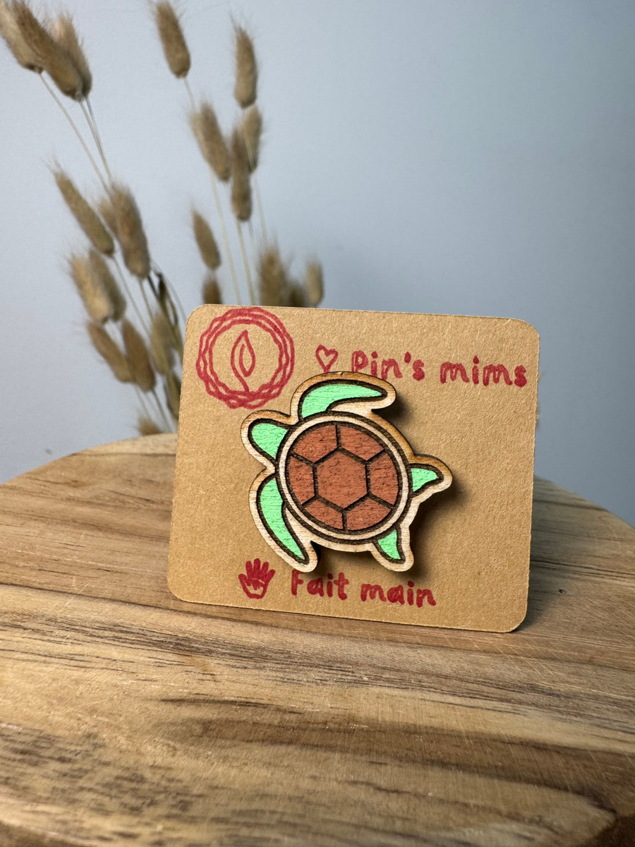 Pin's tout mim's - Tortue- Bois concept 1