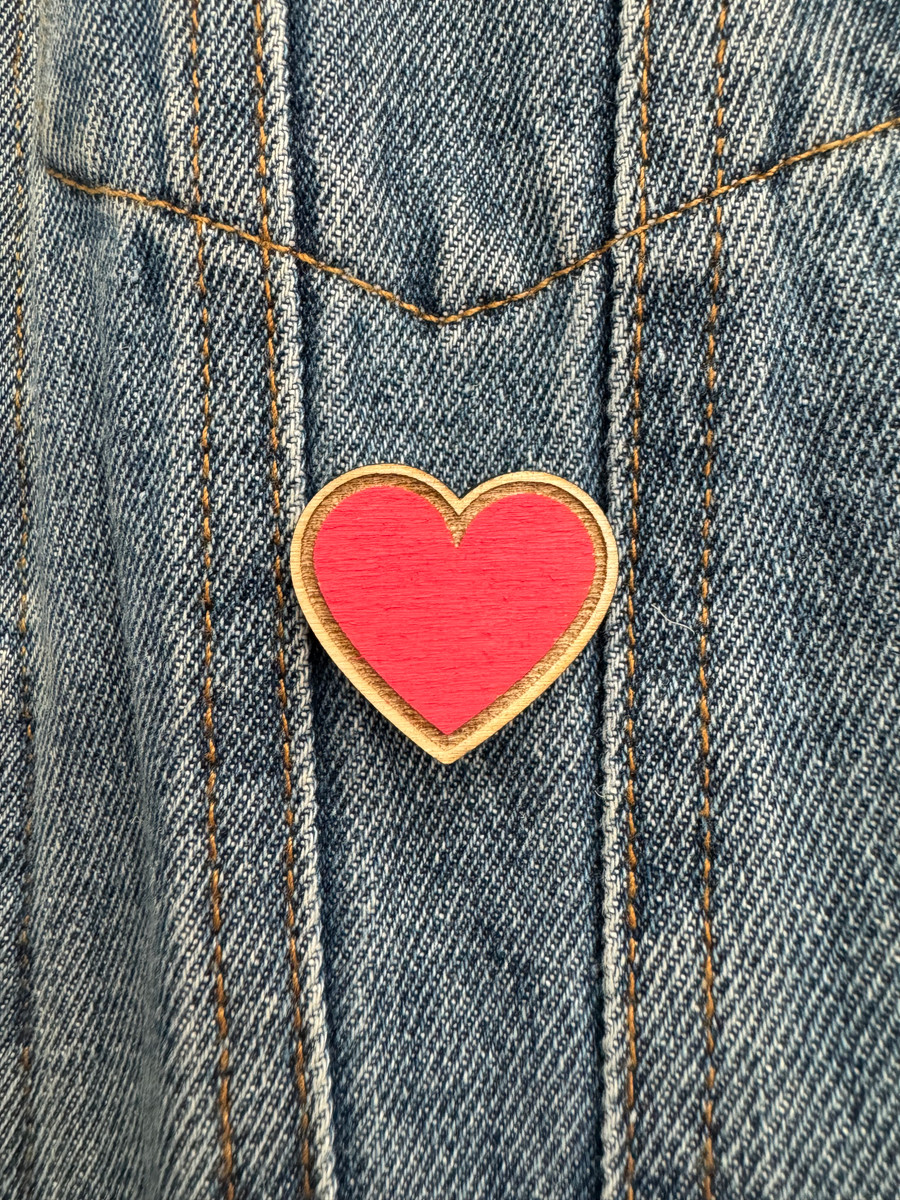 Pin's tout mim's - Cœur - Bois concept